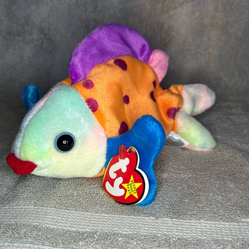 Lips (Beanie Baby)